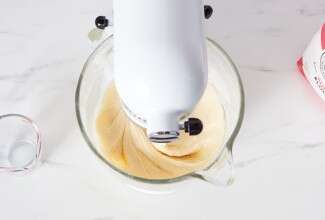 Stand mixer beating coffee cake cake batter